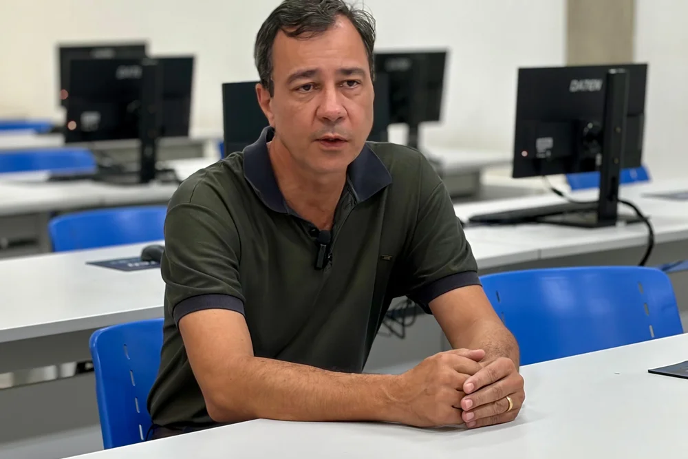 Segundo o coordenador de Ciência da Computação, Clerivaldo Roccia, a renovação acompanha as transformações do mercado de tecnologia, com avanços em inteligência artificial, dados, automação e segurança da informação.